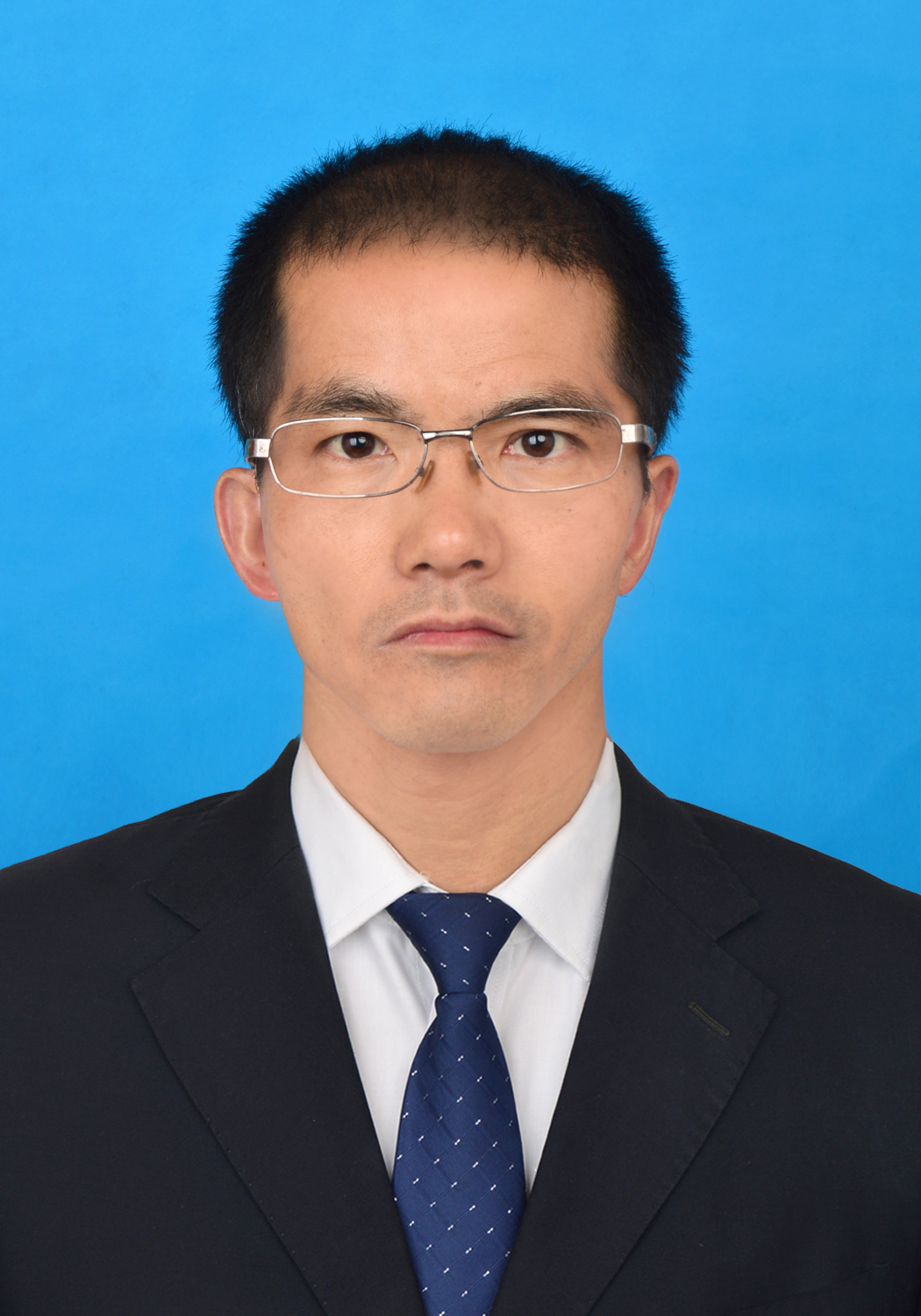 李嵘